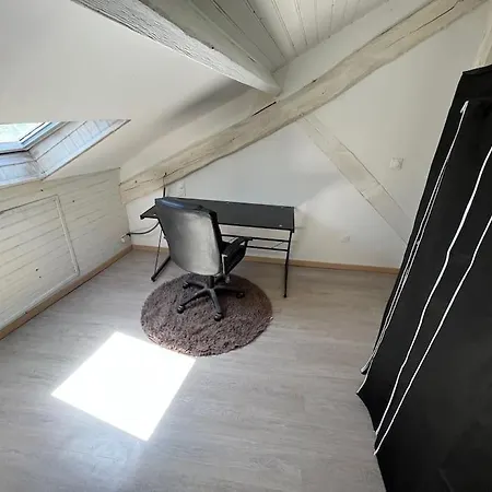 Lägenhet Sous Les Toits