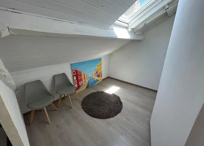 Lägenhet Sous Les Toits Périgueux